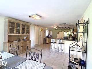 Longère et corps de ferme 8 pièces