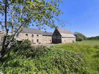 Longère et corps de ferme 6 pièces