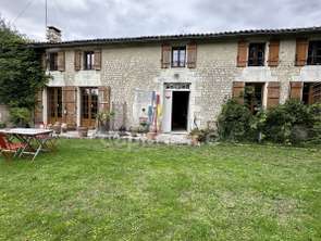 Vente Longère et corps de ferme 3 chambresBerneuil