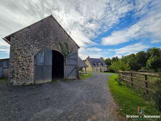 Longère et corps de ferme 6 pièces
