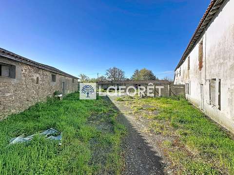Longère et corps de ferme 7 pièces