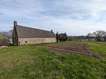 Longère et corps de ferme 2 pièces