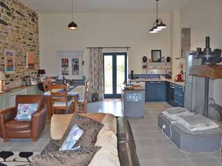 Longère et corps de ferme 17 pièces