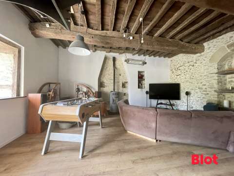 Longère et corps de ferme 9 pièces