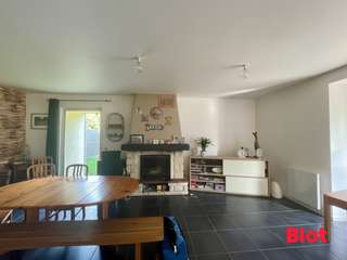 Longère et corps de ferme 9 pièces