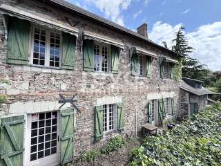 Longère et corps de ferme 7 pièces