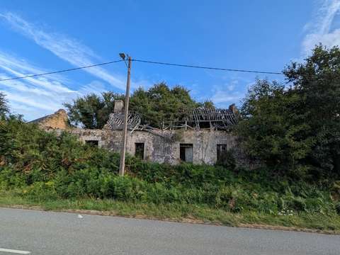 Longère et corps de ferme 1 pièce