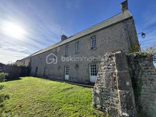 Longère et corps de ferme 8 pièces