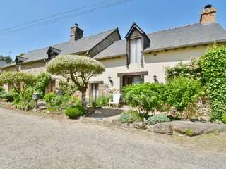 Longère et corps de ferme 8 pièces