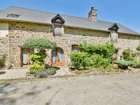 Longère et corps de ferme 8 pièces