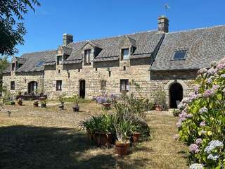 Longère et corps de ferme 12 pièces