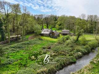 Longère et corps de ferme 5 pièces
