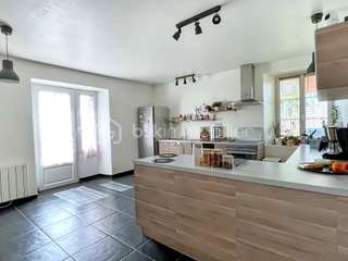 Longère et corps de ferme 7 pièces