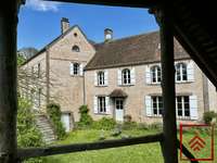 Longère et corps de ferme 12 pièces