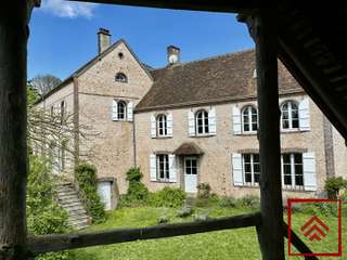 Longère et corps de ferme 12 pièces