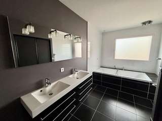 Longère et corps de ferme 7 pièces