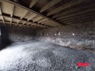 Longère et corps de ferme 9 pièces