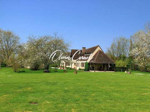 Longère et corps de ferme 8 pièces