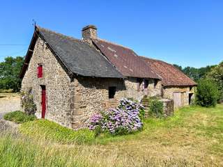 Longère et corps de ferme 5 pièces