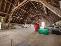 Longère et corps de ferme 13 pièces