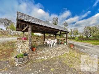 Longère et corps de ferme 10 pièces