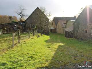 Longère et corps de ferme 6 pièces