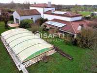 Longère et corps de ferme 7 pièces