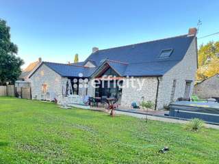 Longère et corps de ferme 10 pièces