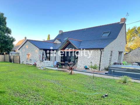 Longère et corps de ferme 10 pièces