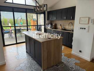 Longère et corps de ferme 10 pièces