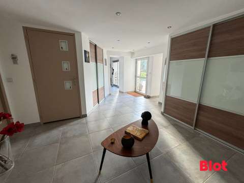 Longère et corps de ferme 8 pièces