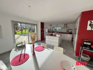 Longère et corps de ferme 8 pièces