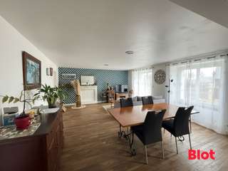 Longère et corps de ferme 6 pièces