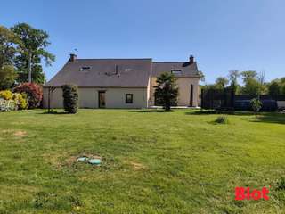 Longère et corps de ferme 11 pièces