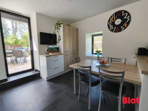 Longère et corps de ferme 11 pièces