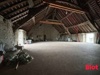 Longère et corps de ferme 4 pièces