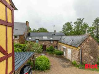 Longère et corps de ferme 7 pièces