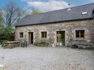 Longère et corps de ferme 7 pièces