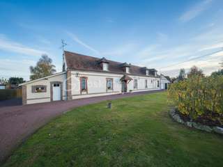 Longère et corps de ferme 9 pièces