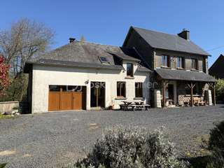 Longère et corps de ferme 5 pièces
