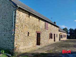 Longère et corps de ferme 3 pièces