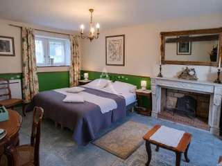 Longère et corps de ferme 16 pièces