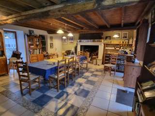 Longère et corps de ferme 16 pièces