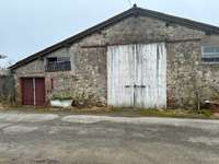 Longère et corps de ferme 1 pièce