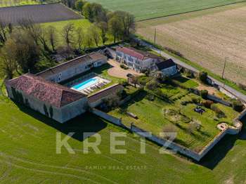 Longère et corps de ferme 39 pièces Longère et corps de ferme 39 pièces