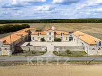 Longère et corps de ferme 10 pièces