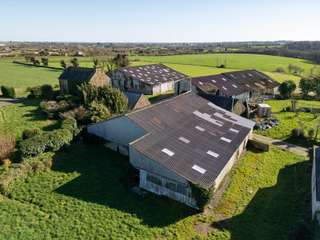 Longère et corps de ferme 5 pièces
