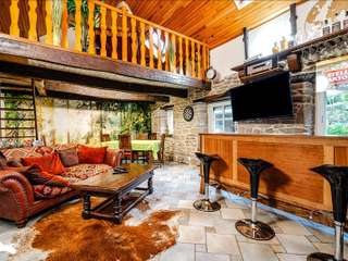 Longère et corps de ferme 6 pièces