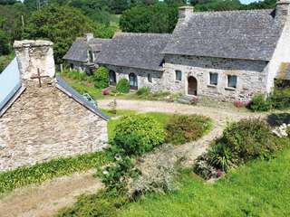 Longère et corps de ferme 8 pièces