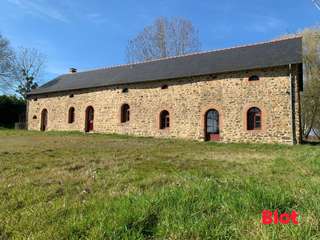 Longère et corps de ferme 4 pièces